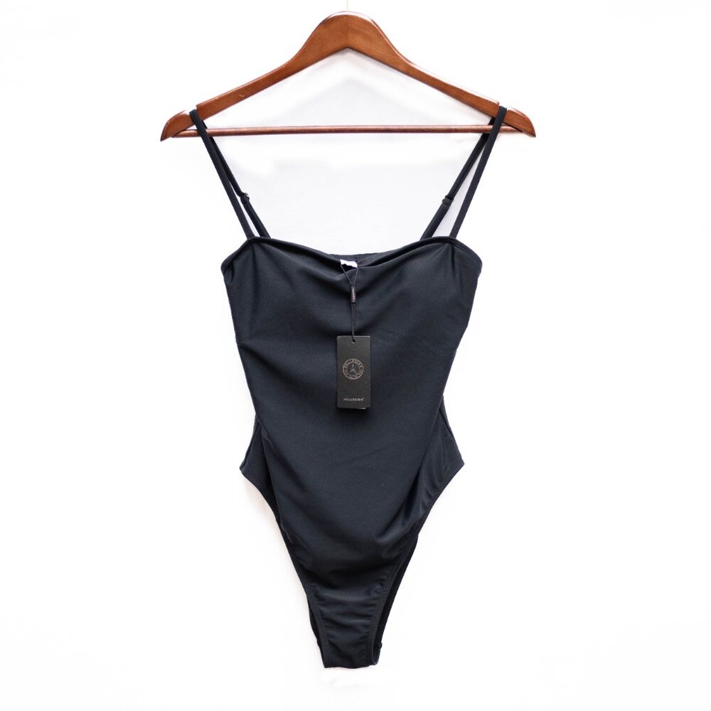 Relleciga One Piece Swimsuit Women's M Black High Cut Adjustable Straps‎ NWT